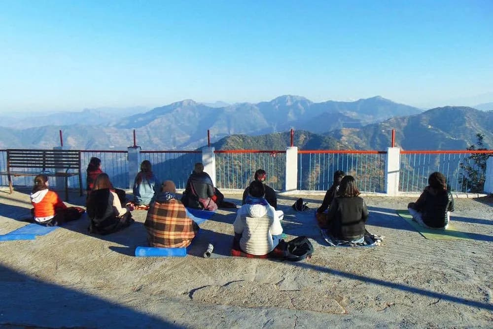 Kurz učitelů jógy – ashtanga jóga na 25 dní · Rishikesh, Indie