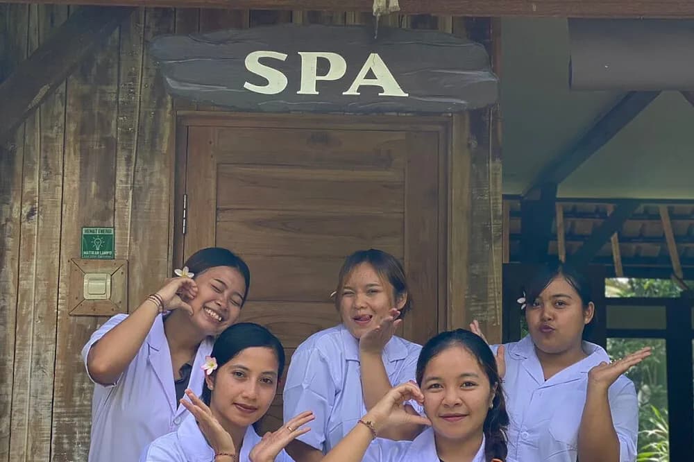 Jógový pobyt se spa na 4 dny · Bali, Indonésie
