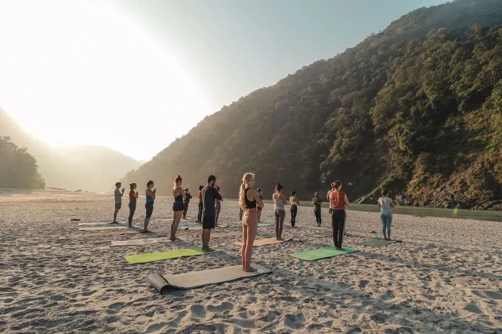 Kurz učitelů jógy – ashtanga jóga na 25 dní · Rishikesh, Indie