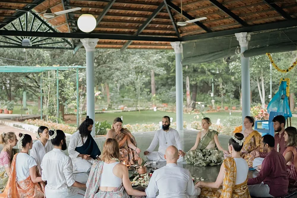 Kurz učitelů jógy – ashtanga jóga na 21 dní · Mandrem, Indie