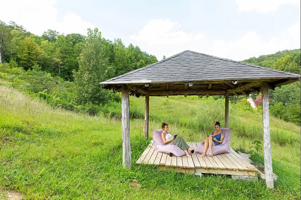 Jógový pobyt s turistikou na 4 dny · Maryville, USA
