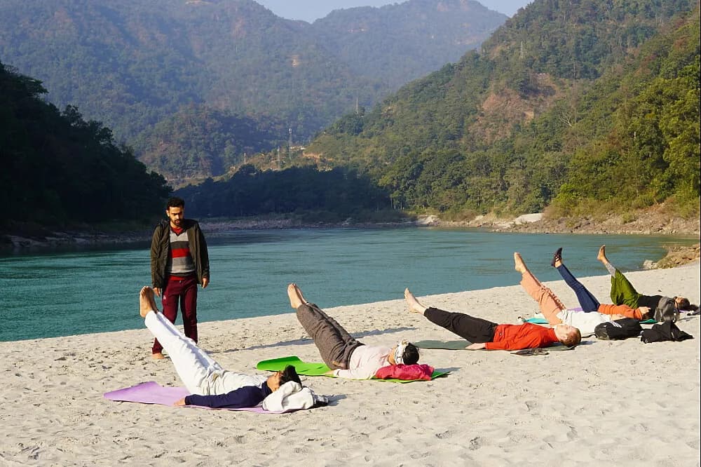 Jógový pobyt s turistikou na 4 dny · Rishikesh, Indie