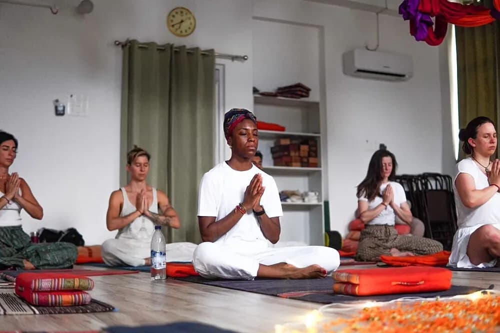 Kurz učitelů jógy – kundalini jóga na 23 dní · Rishikesh, Indie