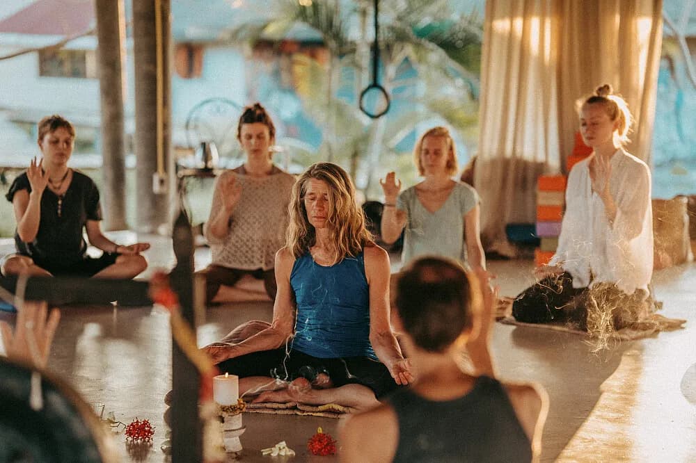 Kurz učitelů jógy – vinyasa jóga na 26 dní · Chiang Mai, Thajsko