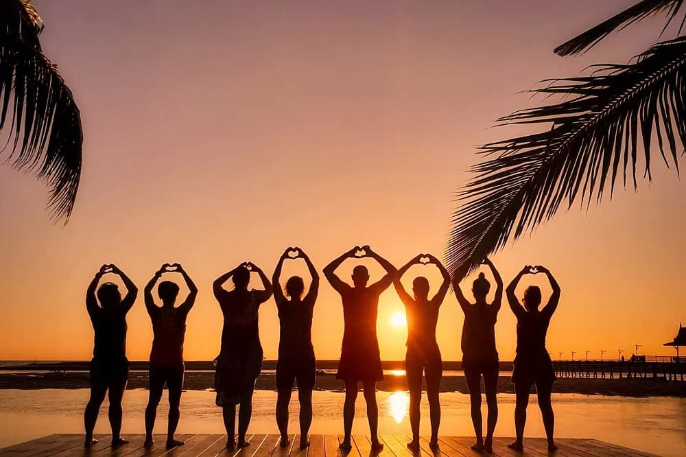 Kurz učitelů jógy – vinyasa jóga na 27 dní · Phuket, Thajsko