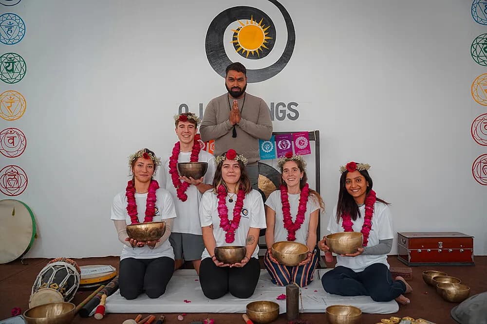 Kurz učitelů jógy se zvukovou terapií na 10 dní · Rishikesh, Indie