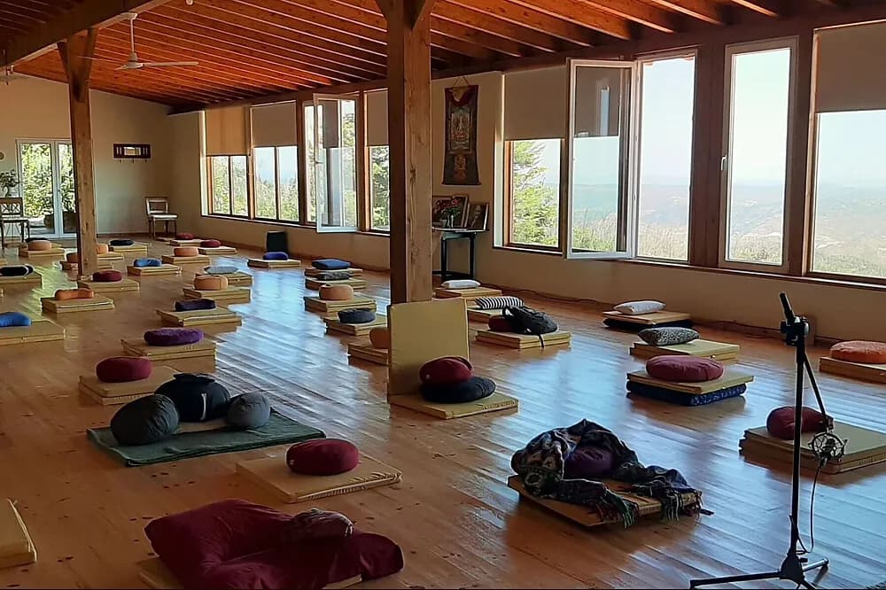 Meditační pobyt v tichu na 12 dní · Monchique, Portugalsko
