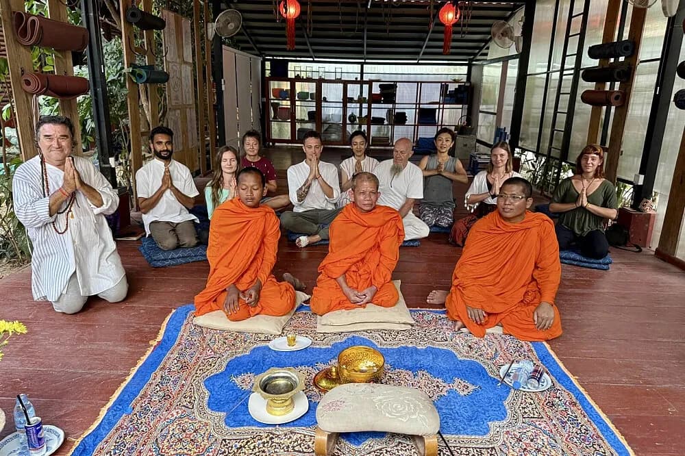 Kurz učitelů jógy – ashtanga jóga na 19 dní · Phnom Penh, Kambodža