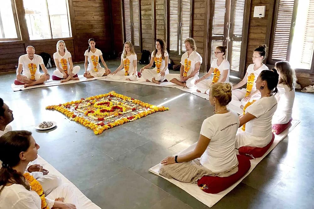 Kurz učitelů jógy s meditací na 28 dní · Galle, Srí Lanka