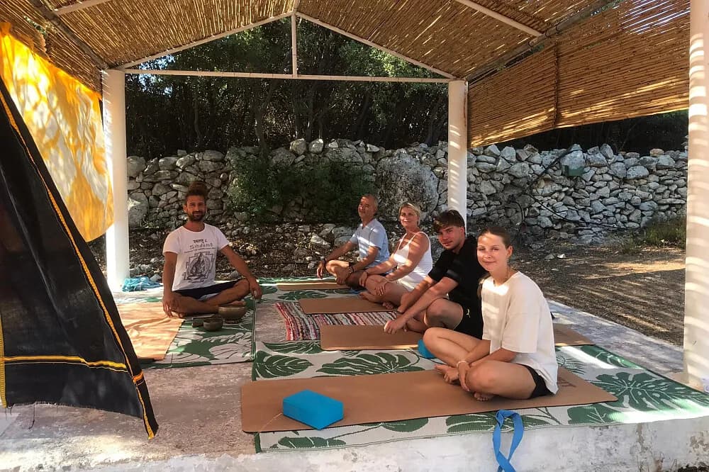 Jógový pobyt na 8 dní · Light Love and Yoga, Řecko