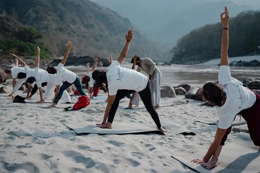 Kurz učitelů jógy na 24 dní · Rishikesh, Indie