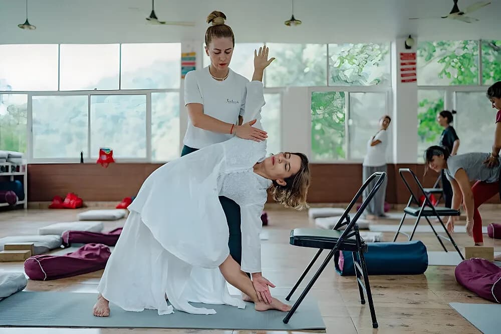 Kurz učitelů jógy – ashtanga jóga na 12 dní · Rishikesh, Indie