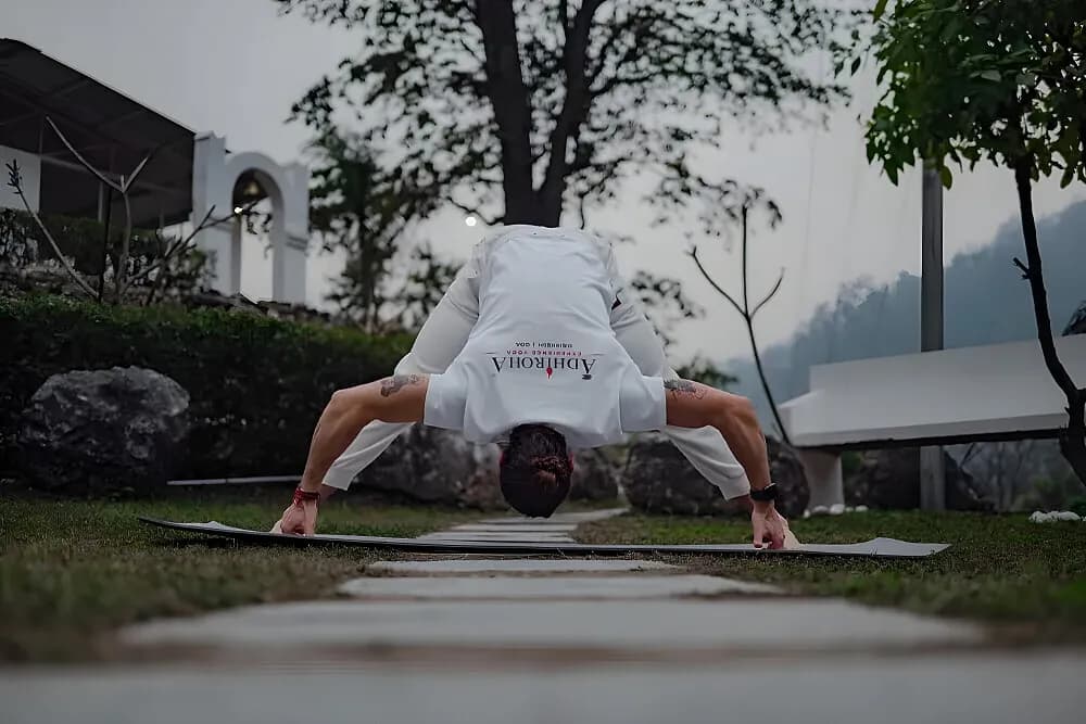 Kurz učitelů jógy s meditací na 12 dní · Rishikesh, Indie