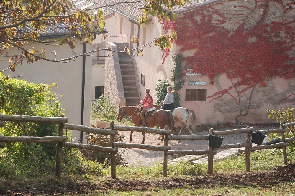 Wellness pobyt s koňmi na 8 dní · Castell'Azzara, Itálie