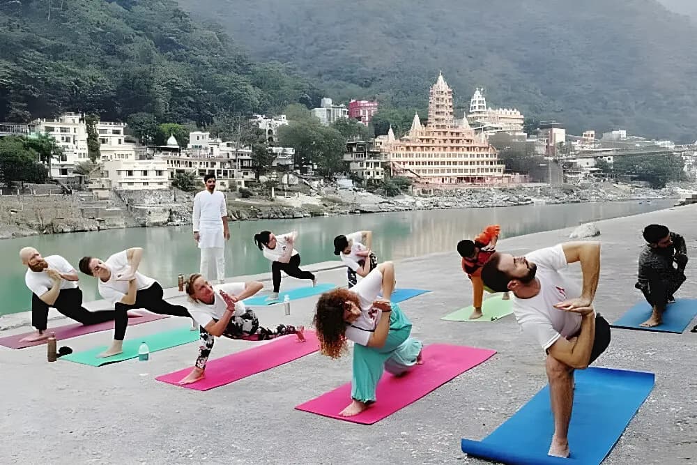 Kurz učitelů jógy se zvukovou terapií na 6 dní · Rishikesh, Indie