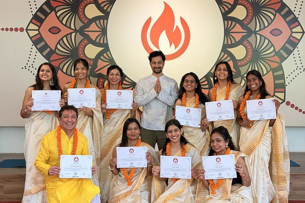 Kurz učitelů jógy – ashtanga jóga na 25 dní · Rishikesh, Indie