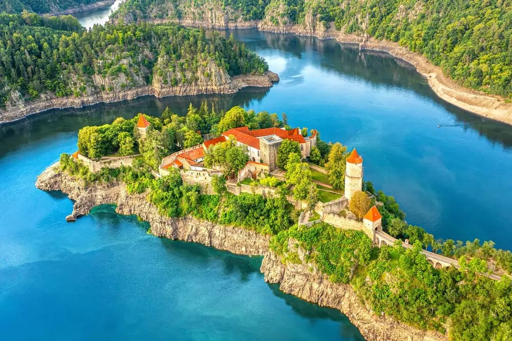 Ilustrační foto: hrad Zvíkov
